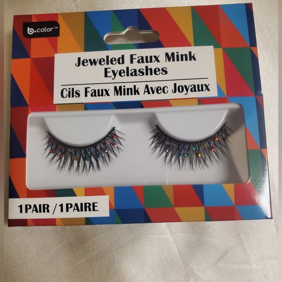 Face Gems & Jeweled Eyelashes - Picture 8 of 13